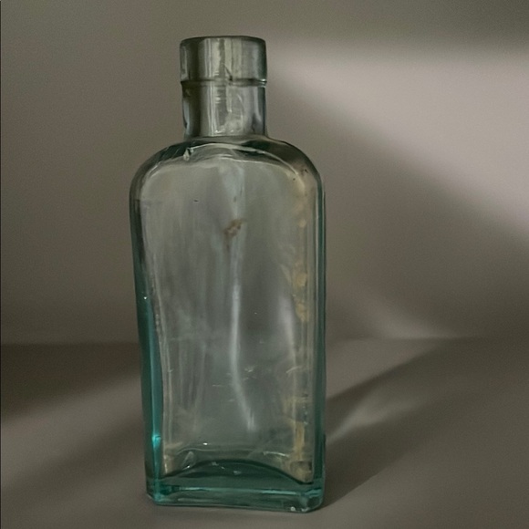Vintage Glass Bottle - Picture 1 of 5